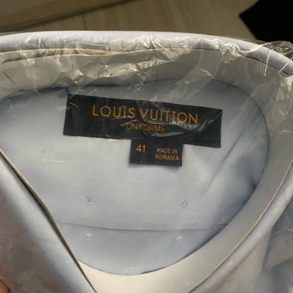Louis Vuitton uniforms classic shirt in light blue - Picture 2 of 4